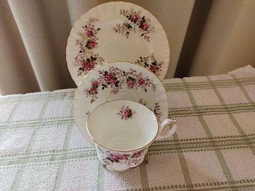 Royal albert bone china - bone,