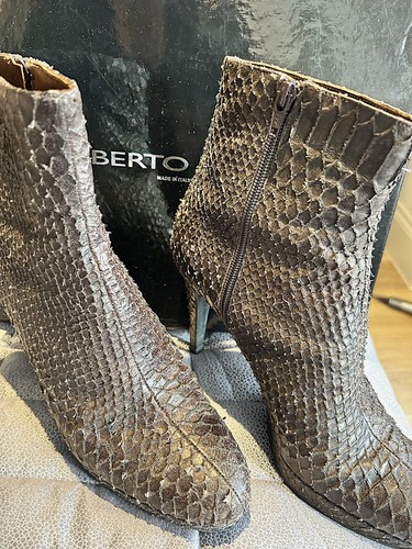 Designer alberto zago - designer,