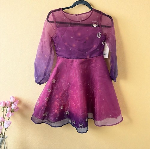 Nwt disney tangled - nwt,
