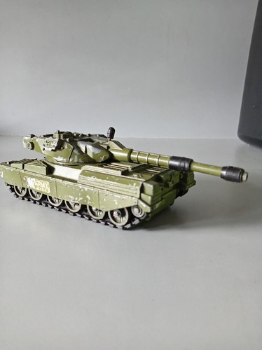 Dinky toys chieftain tank - dinky,