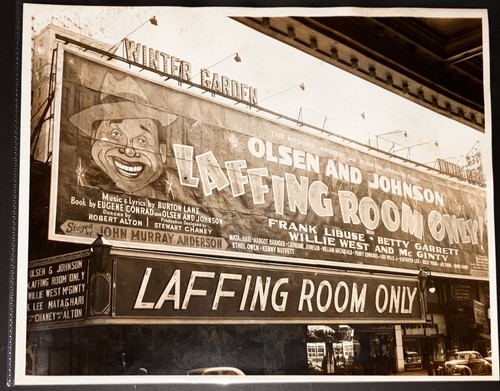 Laffing room only 1945 - -,