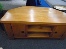 TV UNIT IN MANGO WOOD - CS D35