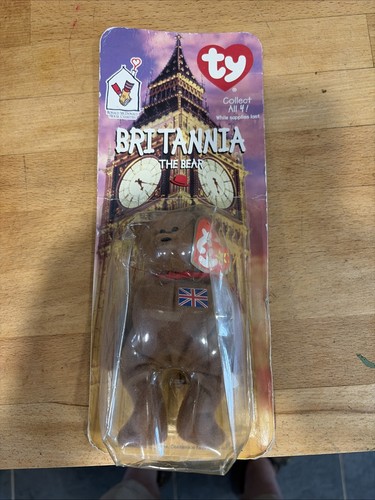 Britannia beanie bear - beanie,