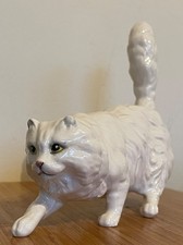 ROYAL DOULTON Figurine DA149 -