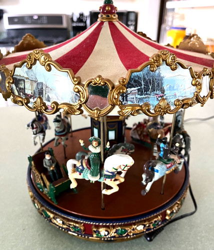 Christmas the carousel 30 - carousel,