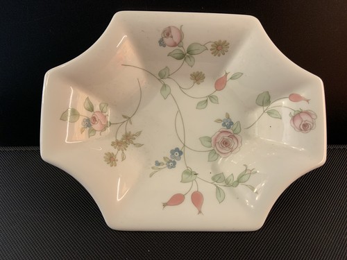 Wedgwood 1991 bone china - 1991,