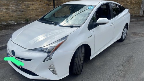Breaking toyota prius 2018 - breaking,