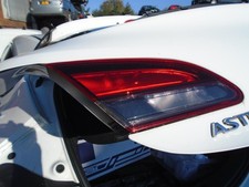 13 VAUXHALL ASTRA GTC 2.0 SRI NEARSIDE REAR INNER TAIL LIGHT 11-18 BREAKING CAR