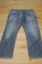 R M Williams men's summer