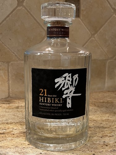 Suntory hibiki years old - suntory,