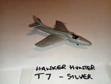 Hawker Hunter - T7 - silver - Brand unknown - 1:144 scale