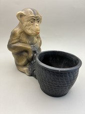 Cyples Old Pottery Emboss Ware