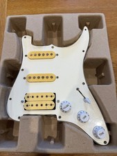 Fully Loaded HSS Stratocaster Compatible Scratchplate - Alnico V Pickups White