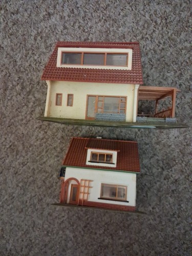 Vintage plastic oo houses - ho/oo,