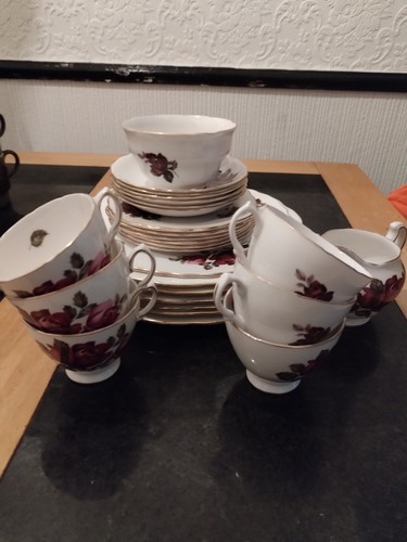 Queen anne bone - anne, tea