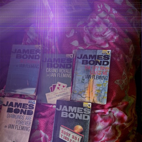 James bond vintage book - ,