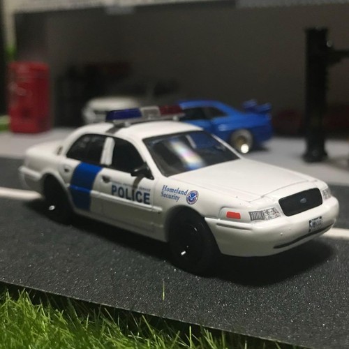 Ford victoria police car - ford,