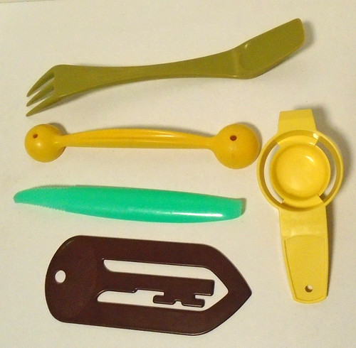 Tupperware egg separator 779 - separator,