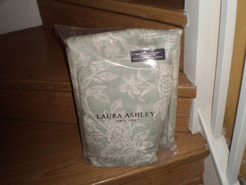 Laura ashley lloyd sage - laura, pair