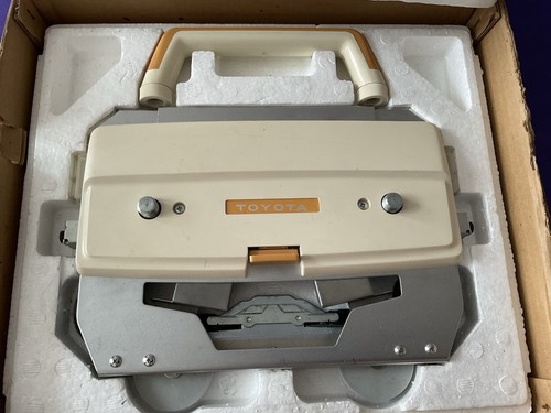 Toyota knitting machine lace - knitting,