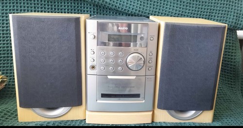 Sanyo radio tape - sanyo,