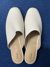 Ladies Clarks White Blush
