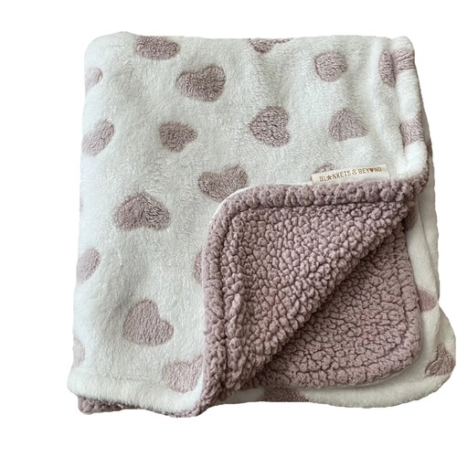 Blankets beyond pink mauve - &,