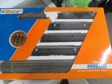 ROCO 43032 TRAIN PACK WITH DR E44064 ELECTRIC LOCO +4 COACHES DR LIVERY HO SCALE