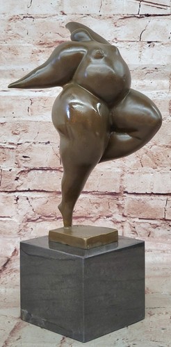 Curvaceous nude abstract - curvaceous, lady