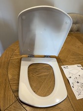 Roca Senso A801512004 WC Toilet Seat & Cover With Soft Closing Hinges in White