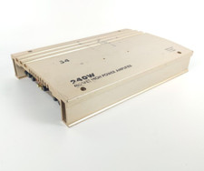 BOSS EL-54 240W RMS 4 CHANNEL