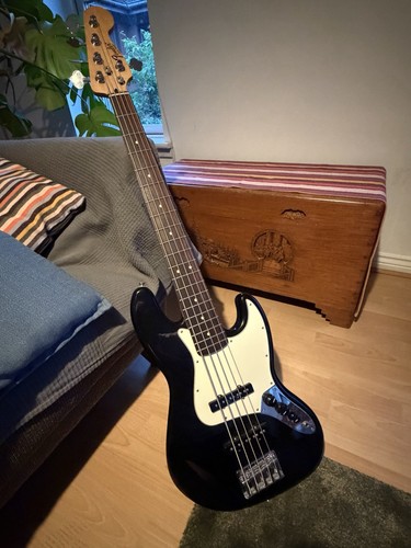 Fender mexican standard jazz - standard, v