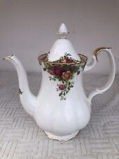 ROYAL ALBERT OLD COUNTRY ROSE Medium Size Coffee Pot