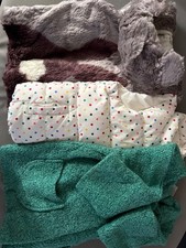  Girls Age 3-5 Clothes Bundle
