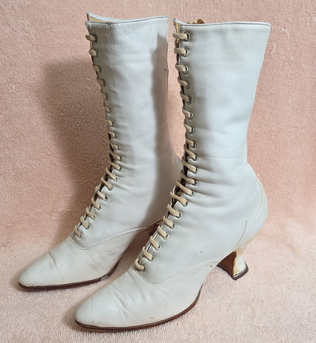 1900s vintage granny - granny, boots