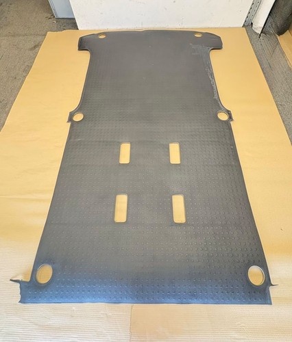 Rear rubber floor - rear,