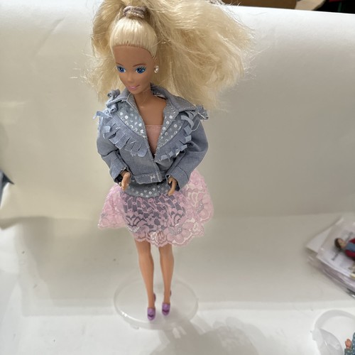 Vintage barbie made - made, in