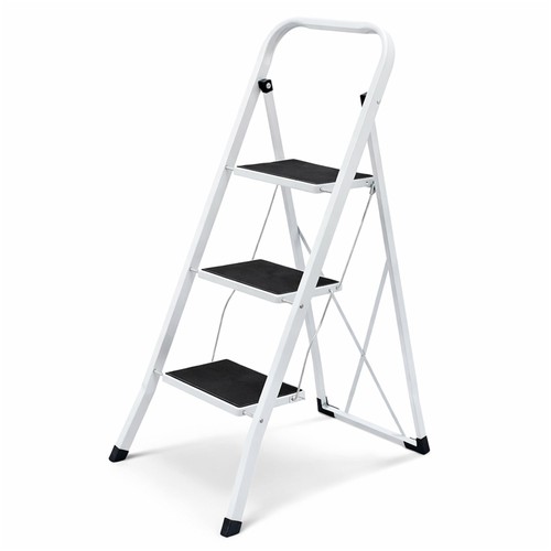 New foldable step ladder - new!,