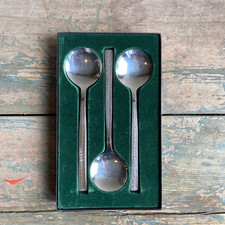 6 Vintage Retro Viners Studio