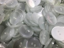 10 x  BIG WHITE  PEARL/