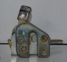 rear door lock lh 83810