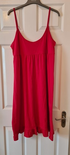 Boohoo strappy red dress size - strappy,
