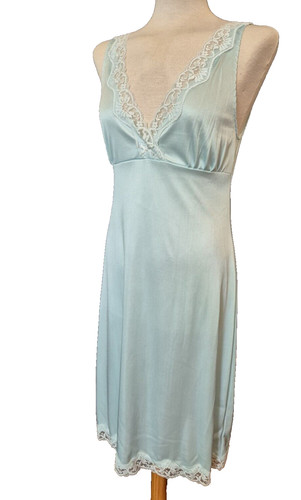 Nylon vintage nightgown - uk,