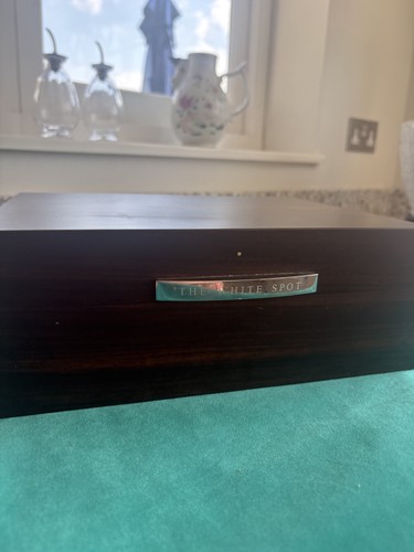 The white spot - spot, humidor