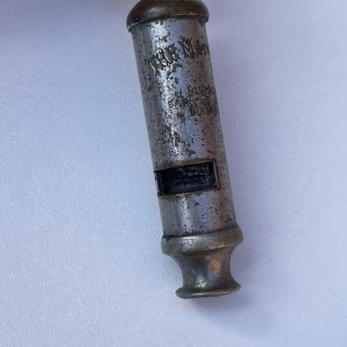 Metropolitan police whistle - whistle, j