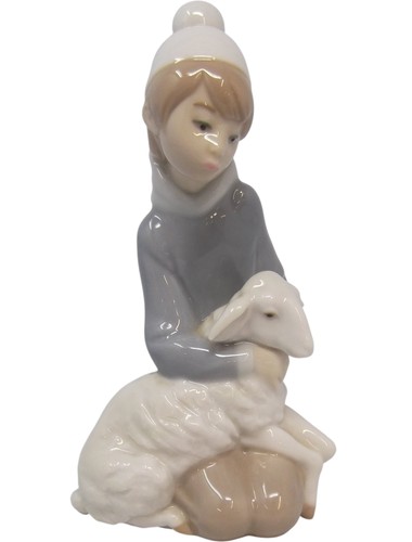 Lladro porcelain figurine boy - porcelain,