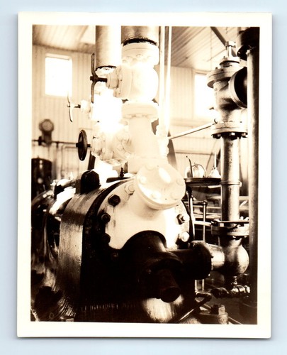Old vintage photo - vintage, generator