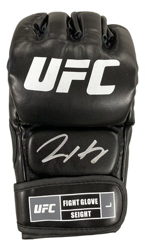 Max holloway signed - holloway,