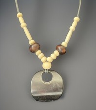 Wood Pendant Bead Necklace FAT