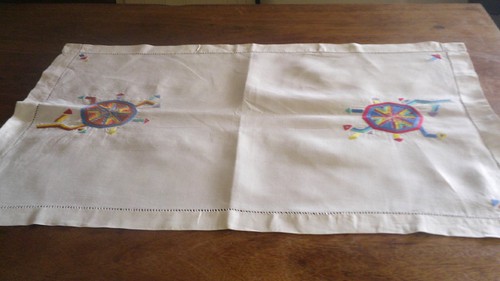 Vintage hand embroidered irish - hand,